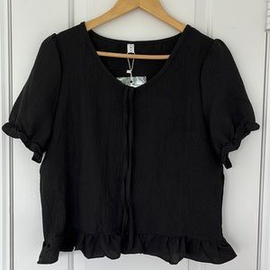 Feminine black blouse